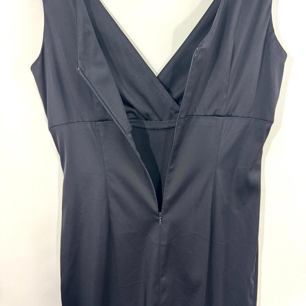 Donna Ricco New York Women’s Size 8 Black Satin V Neck Ruched Front Sheath Dress - Picture 10 of 10